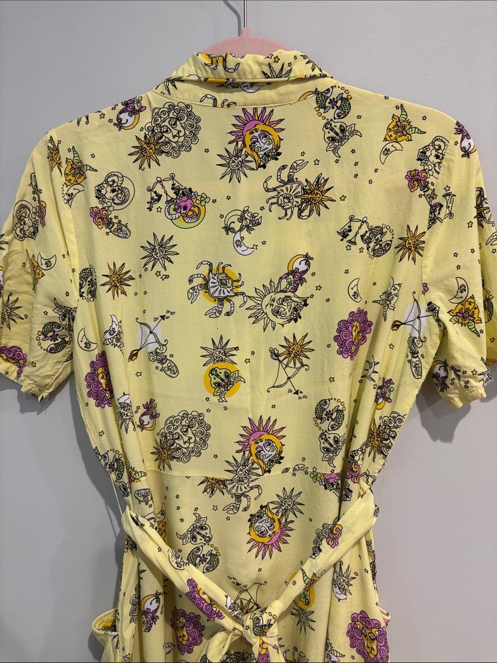 ModCloth Yellow Celestial Astrology Shirt Dress Zodiac Sun Moon Whimsigoth Sz M - Picture 7 of 16